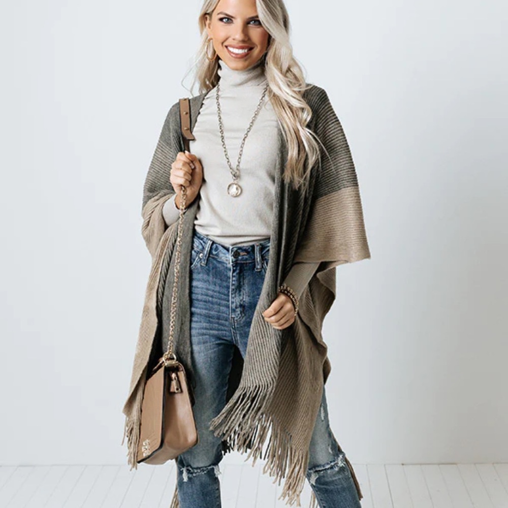 Onessize Oversized Boutique Shawl With Fringe Trim